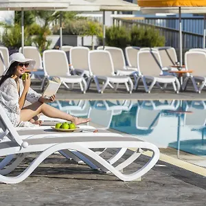 christabelle-hotel-apts.hotelsatayianapa.com/